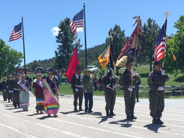 Oglala Sioux Cheyenne River Sioux Honor Fallen Soldiers On Memo